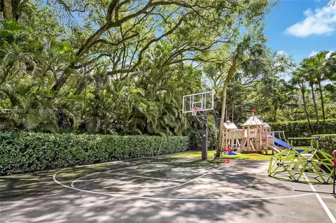 4550 Sunset Dr, Coral Gables, FL 33143 photo 55