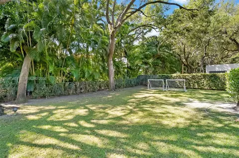 4550 Sunset Dr, Coral Gables, FL 33143 photo 54