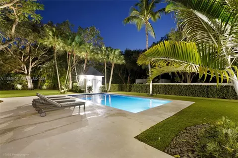 4550 Sunset Dr, Coral Gables, FL 33143 photo 57