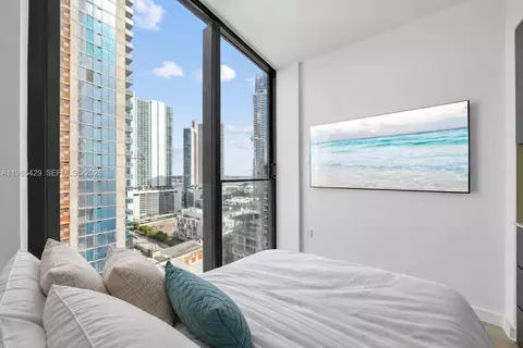 20 NE 11 St #2306B, Miami, FL 33132