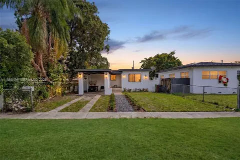 440 E 37th St, Hialeah, FL 33013