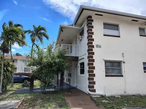 1816 Mckinley St #2, Hollywood, FL 33020