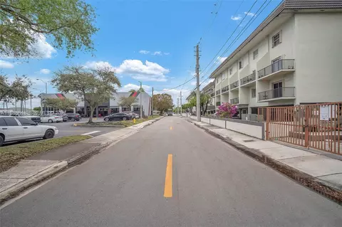 5731 NW 37th St #405, Virginia Gardens, FL 33166