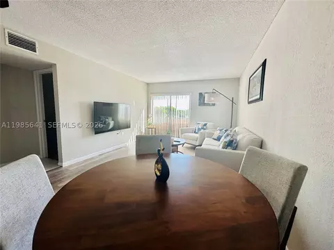 17530 NW 68th Ave #C4012, Hialeah, FL 33015 photo 2