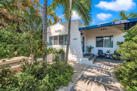 1337 SW 15th St, Miami, FL 33145