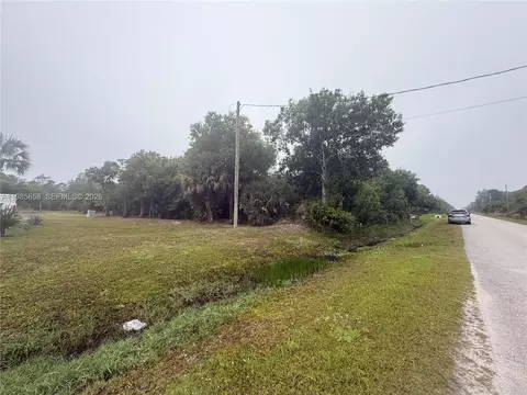 46 Golden Gate Parkway, Naples, FL 34120