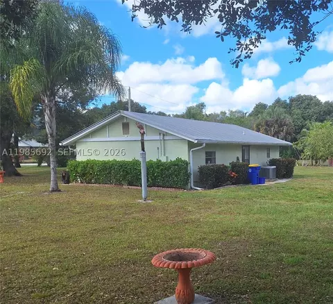 Exterior - 5525 SE Ault Ave, Stuart, FL 34997 photo 1 of 4