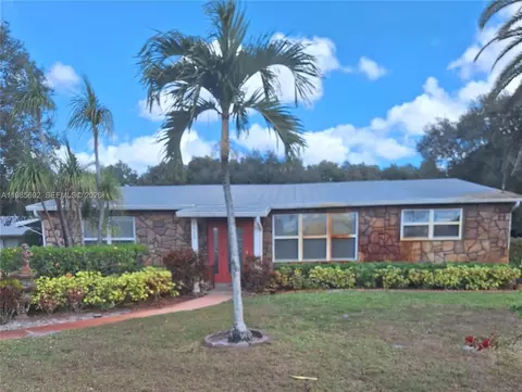 5525 SE Ault Ave, Stuart, FL 34997