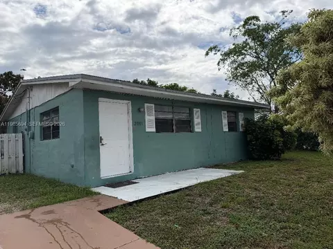 2001 SW 100th Ave, Miramar, FL 33025
