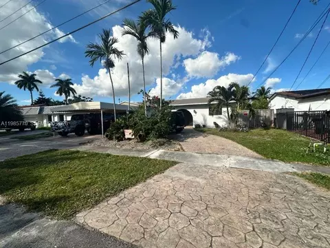 2827 Mckinley St, Hollywood, FL 33020