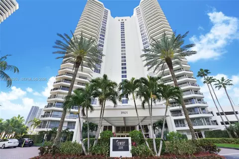 19101 NE 36th Ct #705, Aventura, FL 33180