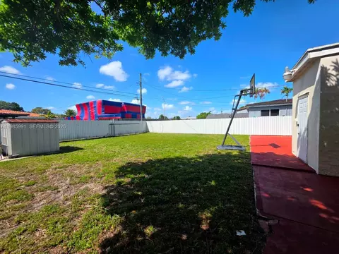 210 E 59th St, Hialeah, FL 33013 photo 28
