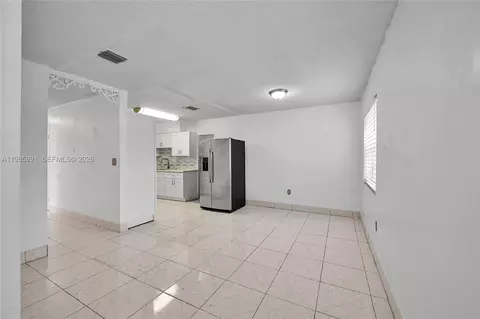 210 E 59th St, Hialeah, FL 33013 photo 3