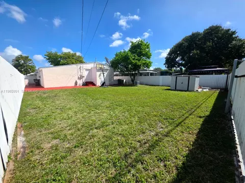 210 E 59th St, Hialeah, FL 33013 photo 27