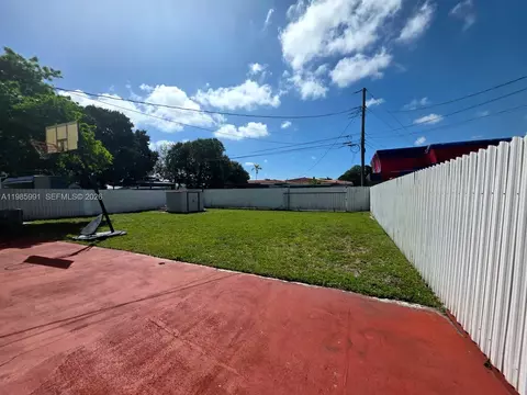 210 E 59th St, Hialeah, FL 33013 photo 30