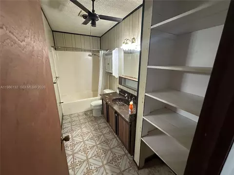 Bath - 162 SE 27th Way, Boynton Beach, FL 33435 photo 7 of 7