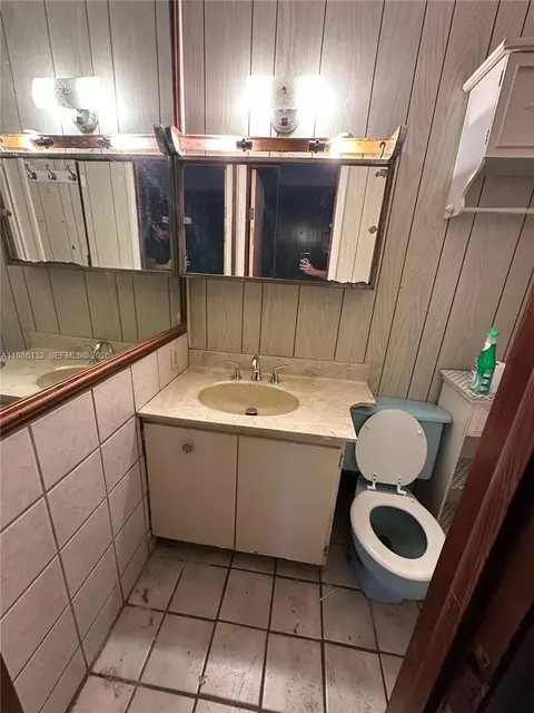 Bath - 162 SE 27th Way, Boynton Beach, FL 33435 photo 4 of 7