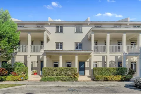 14229 SW 274th St, Homestead, FL 33032