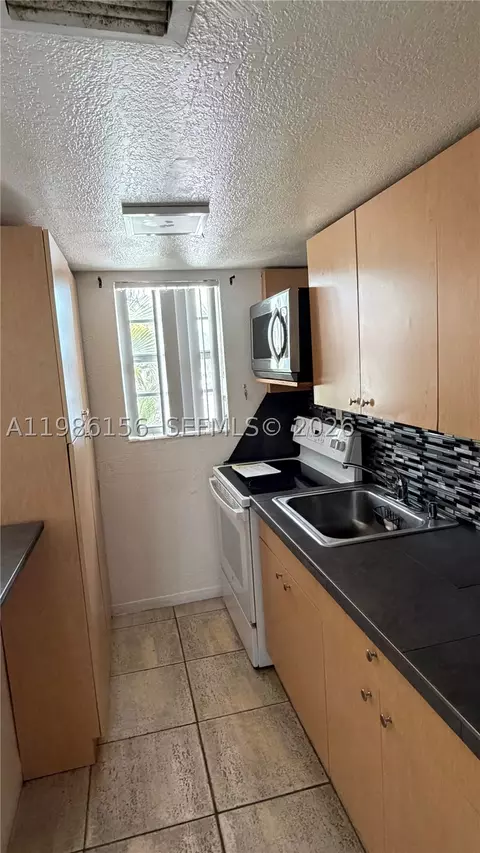 3901 SW 112th Ave #34, Miami, FL 33165