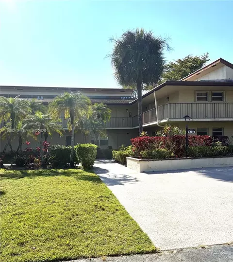 8791 Holly Ct #103, Tamarac, FL 33321