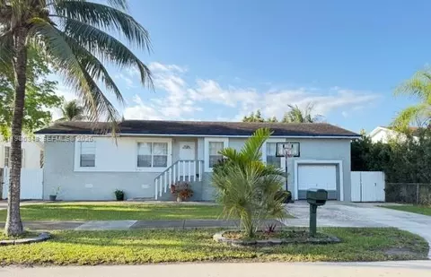 9770 SW 210th St, Cutler Bay, FL 33189