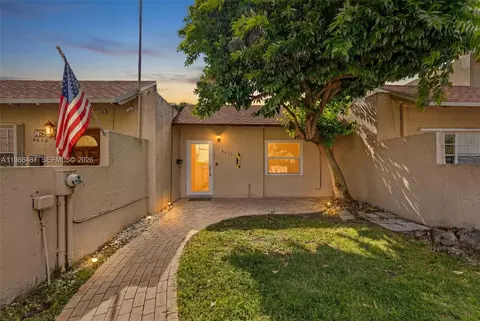 8616 SW 103rd Ave, Miami, FL 33173