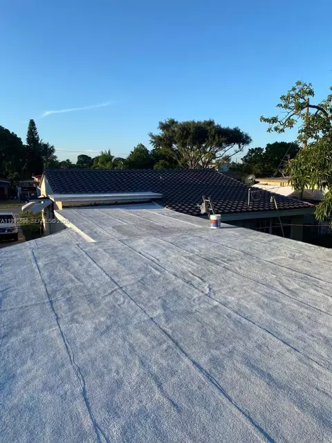 View/Area - 52 E 50th Pl, Hialeah, FL 33013 photo 2 of 2