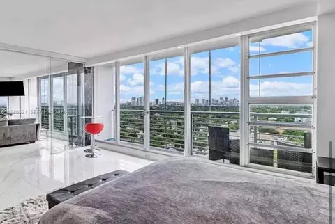 1720 Harrison St #15A, Hollywood, FL 33020