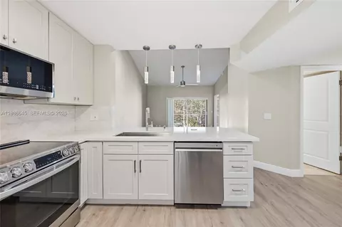 2564 NW 89th Dr #2564, Coral Springs, FL 33065