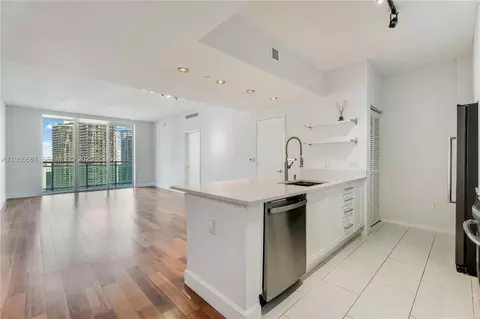 951 Brickell Ave #3607, Miami, FL 33131