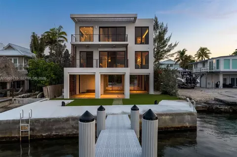 Exterior - 21 Stillwright Way, Key Largo, FL 33037 photo 11 of 16
