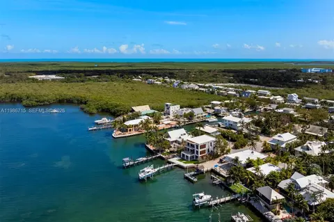 View/Area - 21 Stillwright Way, Key Largo, FL 33037 photo 4 of 18