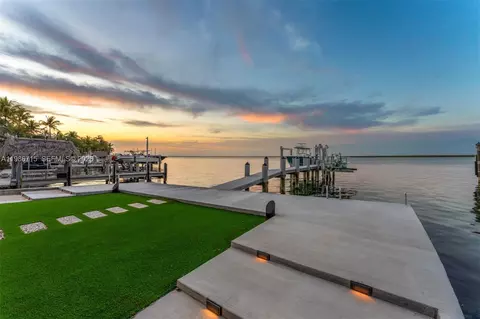 Exterior - 21 Stillwright Way, Key Largo, FL 33037 photo 10 of 16