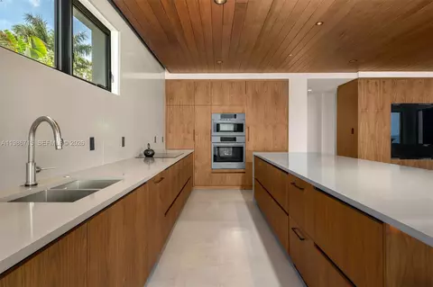 Kitchen - 21 Stillwright Way, Key Largo, FL 33037 photo 3 of 3
