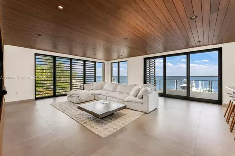 Living - 21 Stillwright Way, Key Largo, FL 33037 photo 1 of 5