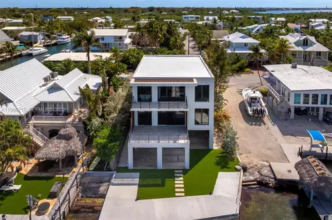 View/Area - 21 Stillwright Way, Key Largo, FL 33037 photo 2 of 18