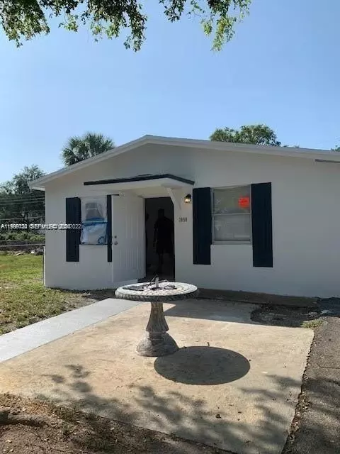 3050 NW 8th Pl, Fort Lauderdale, FL 33311