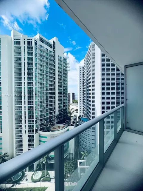 Other - 1300 Brickell Bay Dr #1606, Miami, FL 33131 photo 6 of 9