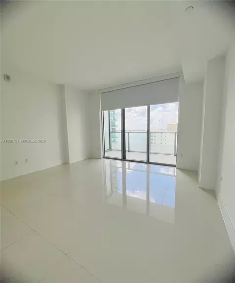 Living - 1300 Brickell Bay Dr #1606, Miami, FL 33131 photo 2 of 7