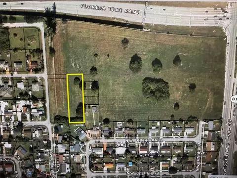 2861 NW 213th St, Miami Gardens, FL 33056