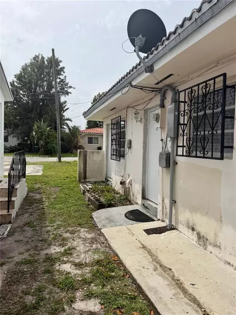 Exterior - 11201 NE 3rd Ave, Miami, FL 33161 photo 1 of 1