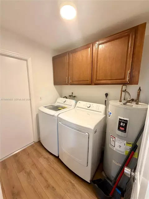 Other - 11201 NE 3rd Ave, Miami, FL 33161 photo 4 of 8