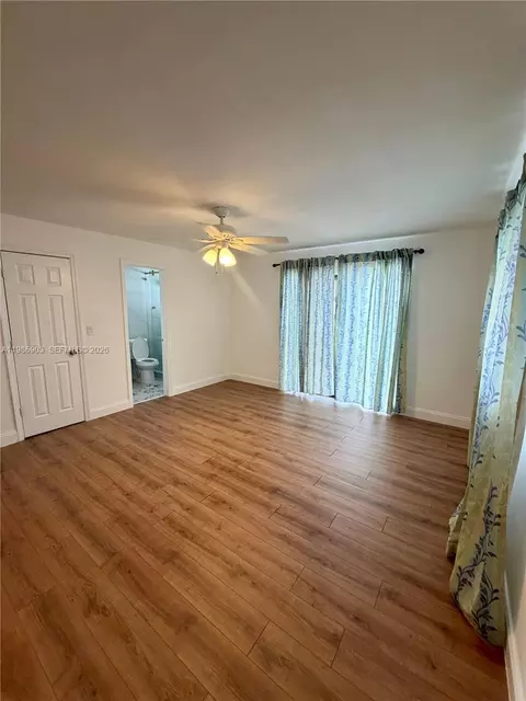 Bedroom - 11201 NE 3rd Ave, Miami, FL 33161 photo 4 of 4