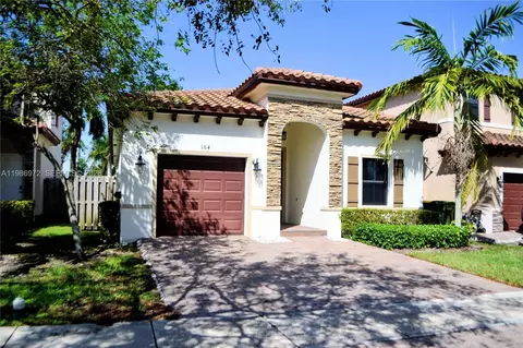 164 NE 23rd Ter, Homestead, FL 33033