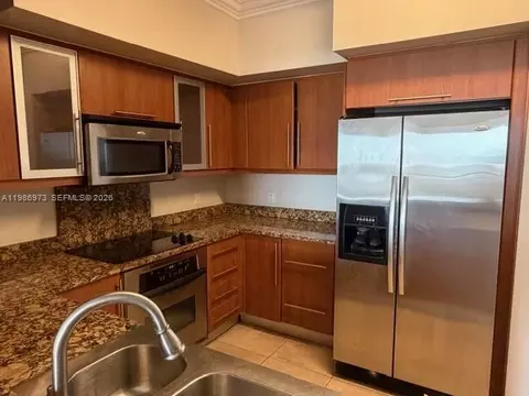 Kitchen - 888 S Douglas Rd #PH11, Coral Gables, FL 33134 photo 5 of 5