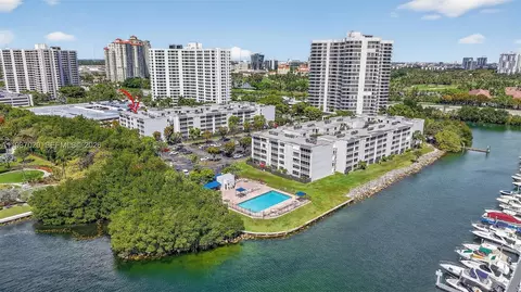 3350 NE 192nd St #5H-B, Aventura, FL 33180
