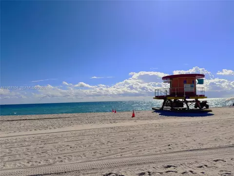6061 Collins Ave #12D, Miami Beach, FL 33140