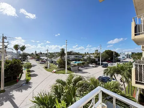 900 NE 18th Ave #304, Fort Lauderdale, FL 33304