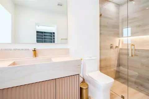 Bath - 13306 SW 58th Ct, Pinecrest, FL 33156 photo 4 of 8