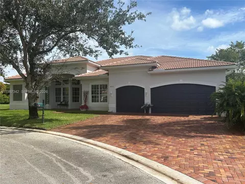 4723 SW 195th Way, Miramar, FL 33029